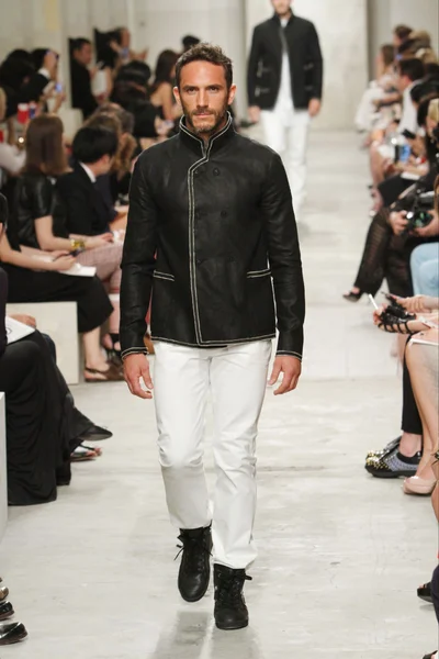 Look 56